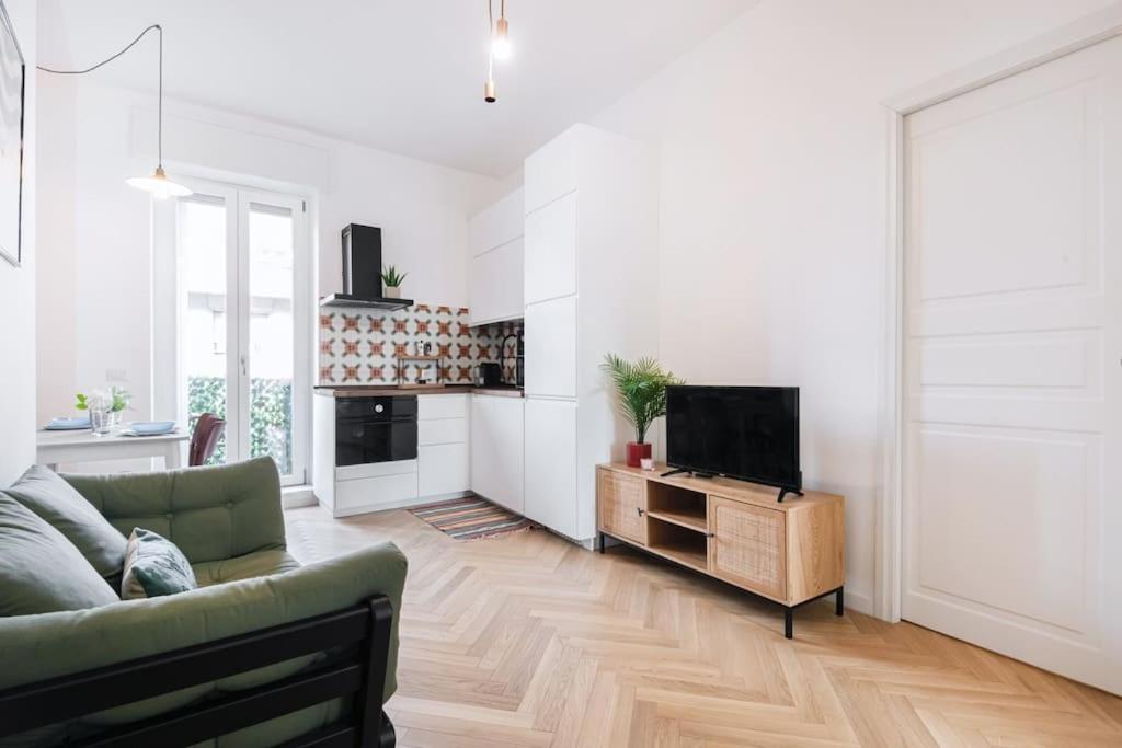 Easylife - Apartment With Balcony Near Navigli Milano Esterno foto