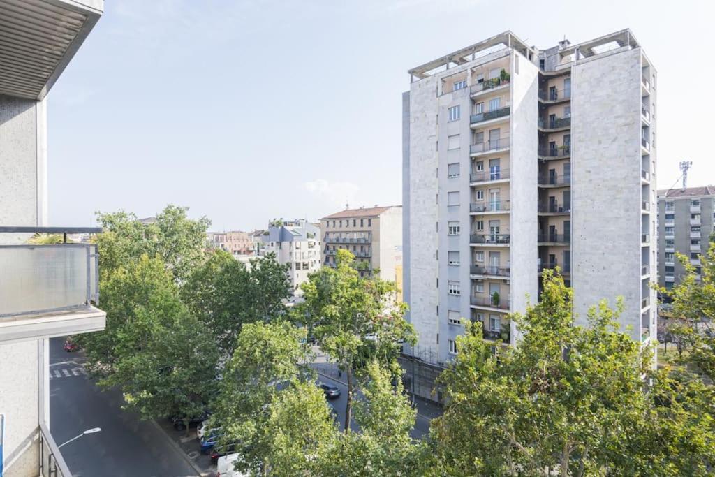 Easylife - Apartment With Balcony Near Navigli Milano Esterno foto