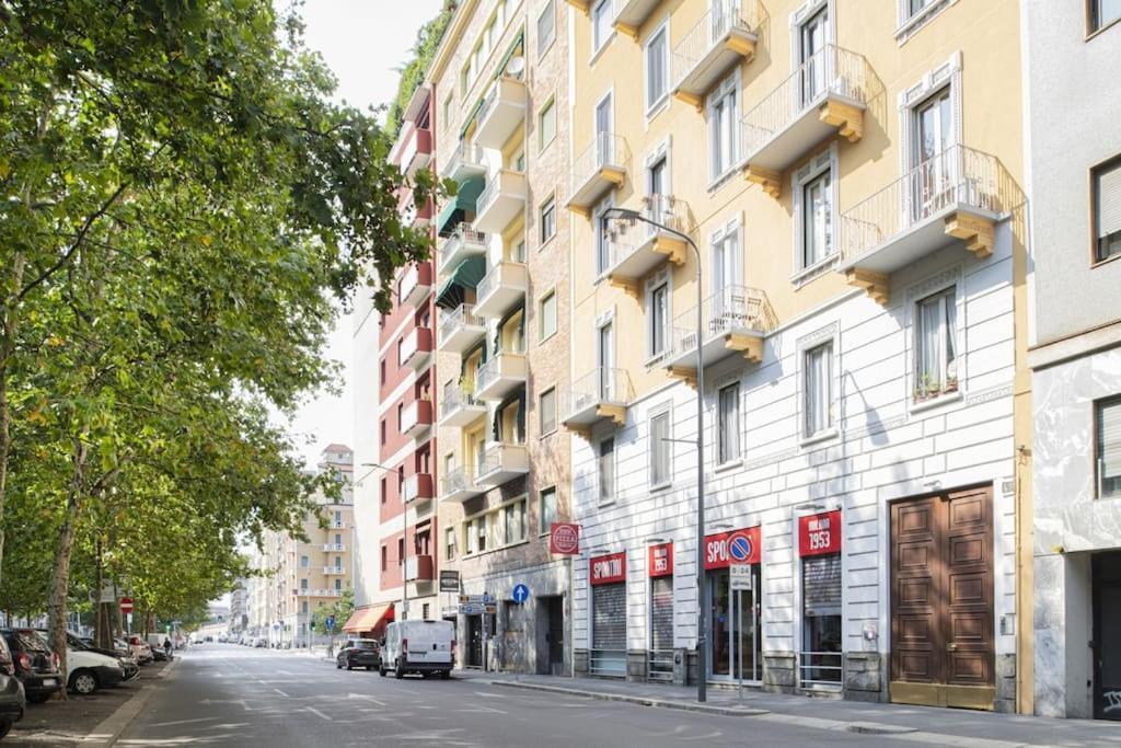 Easylife - Apartment With Balcony Near Navigli Milano Esterno foto